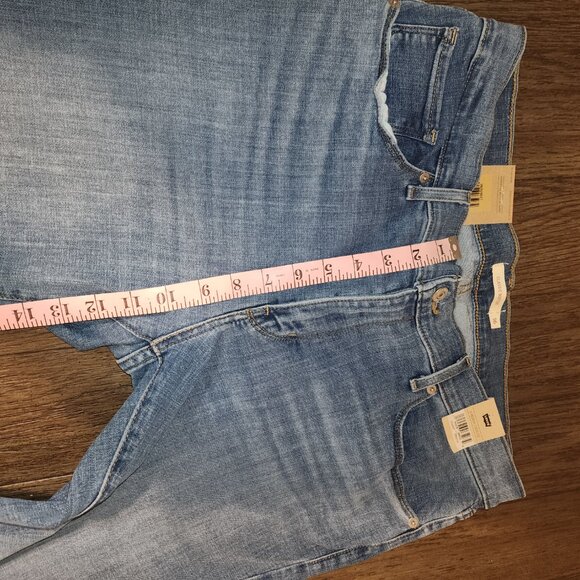 Levi’s Classic Bootcut Jeans NWT Size 16 Medium Wash Blue - Picture 5 of 16